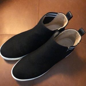 SOUL Naturalizer Taffy black sneaker boot!